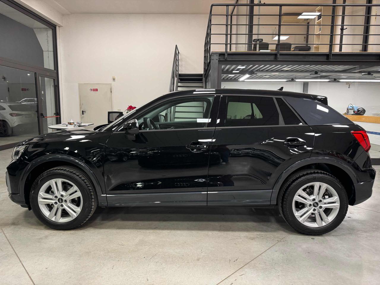 AUDI Q2 30 TFSI Business Advanced Fari Matrix - 6