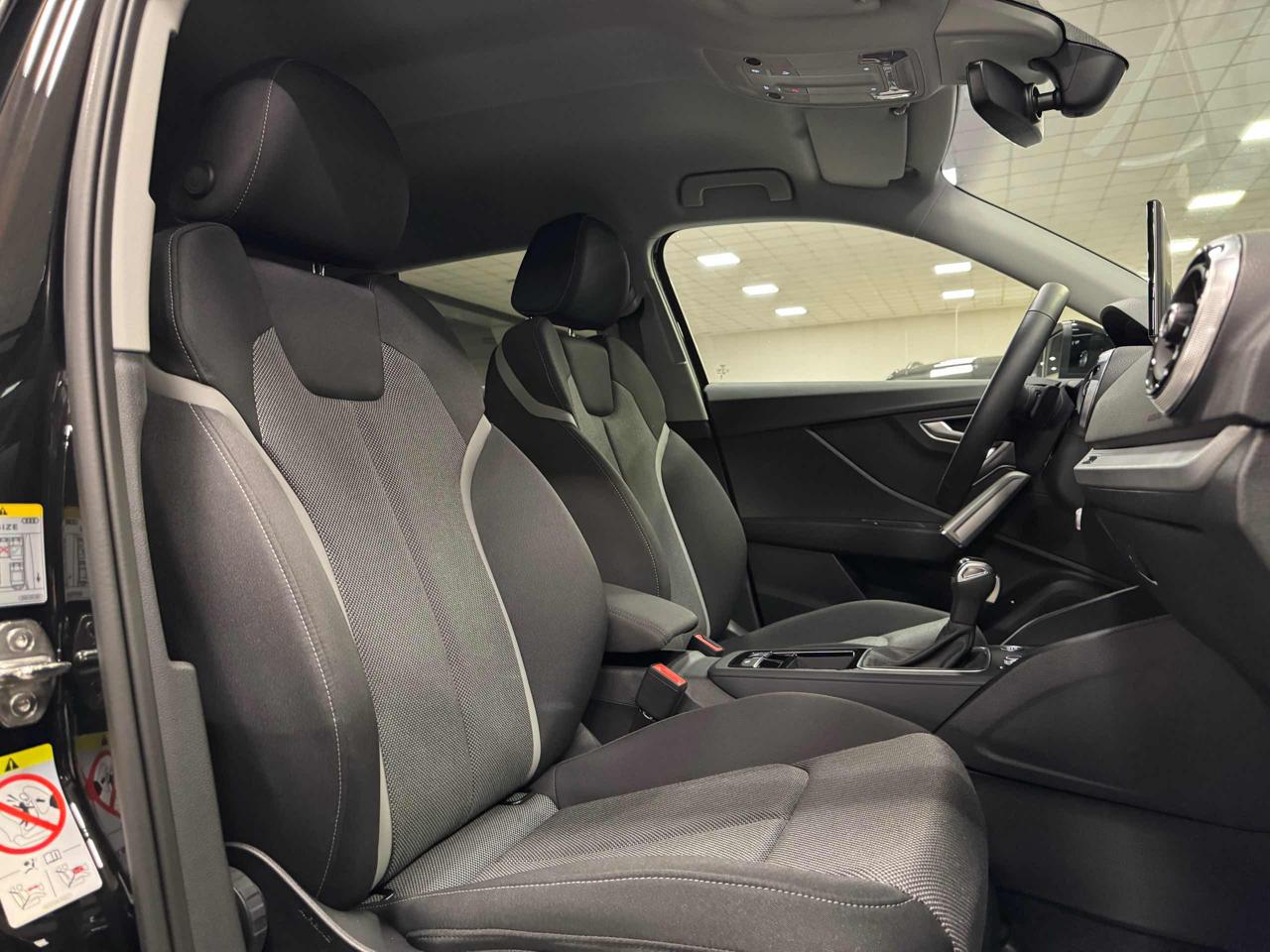 AUDI Q2 30 TFSI Business Advanced Fari Matrix - 14