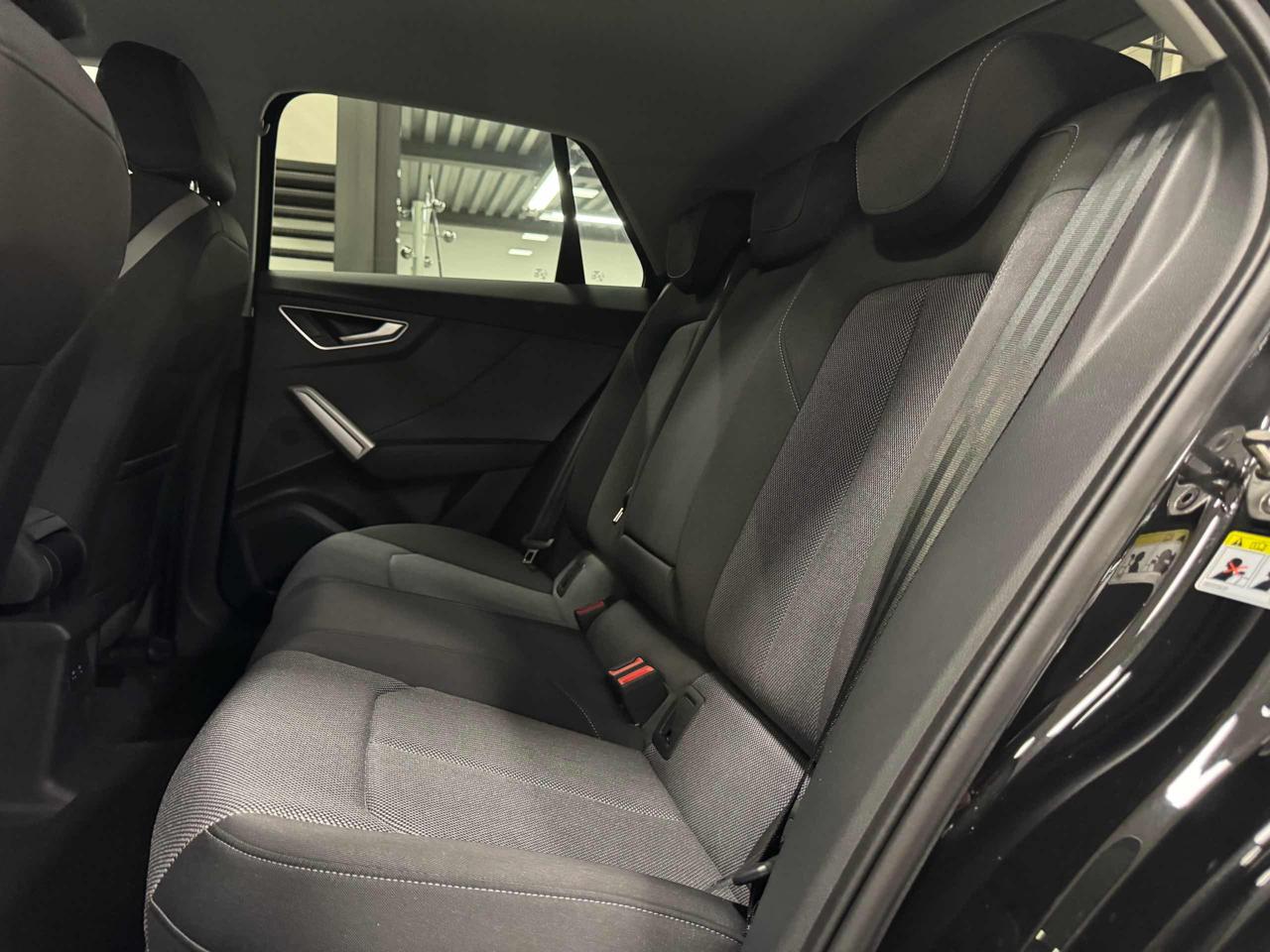 AUDI Q2 30 TFSI Business Advanced Fari Matrix - 15