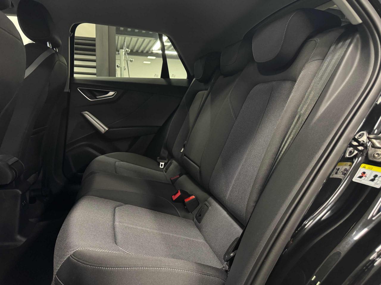 AUDI Q2 35 TDI S tronic Business Advanced - 14