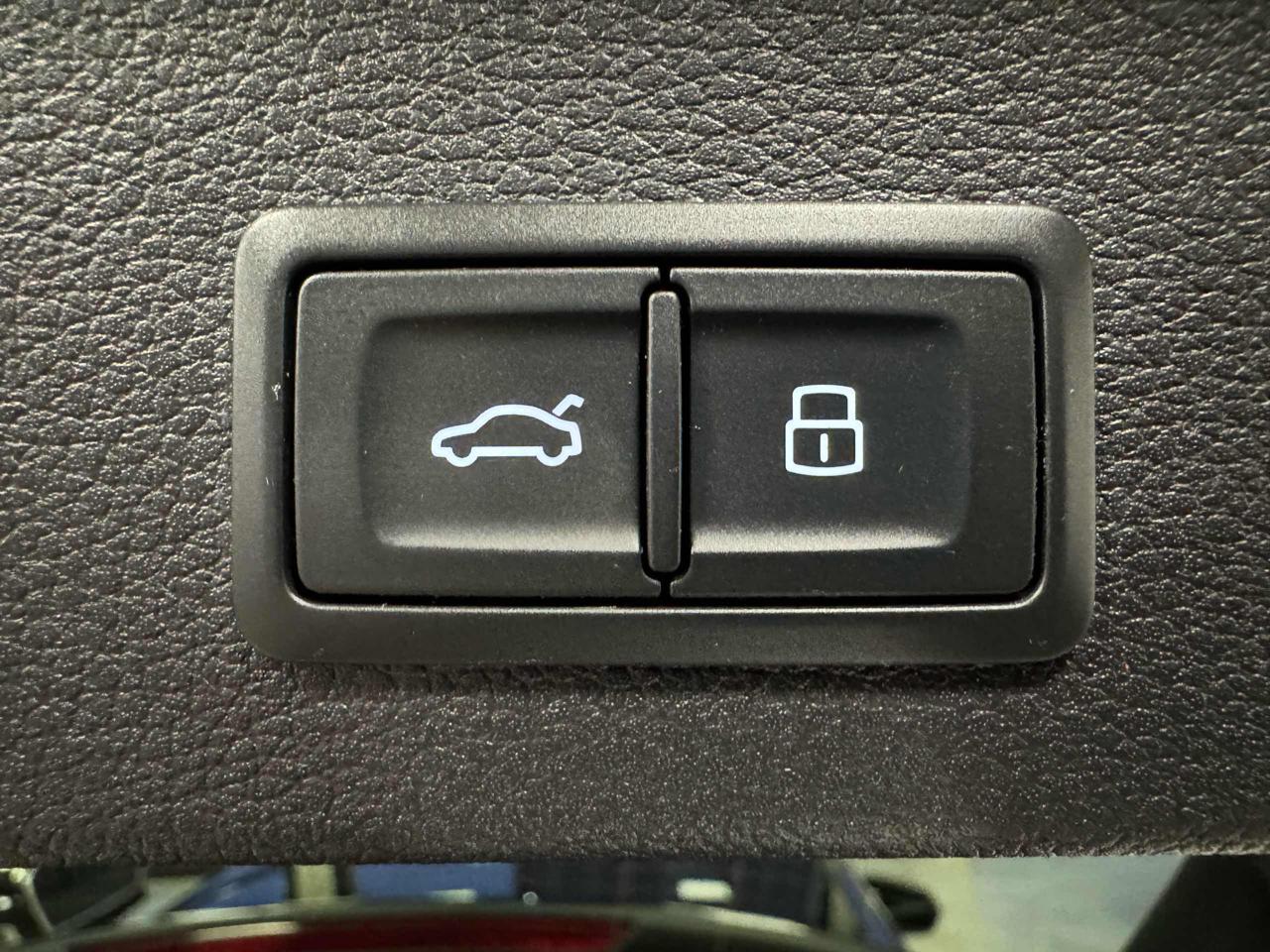 AUDI Q2 35 TDI S tronic Business Advanced - 16