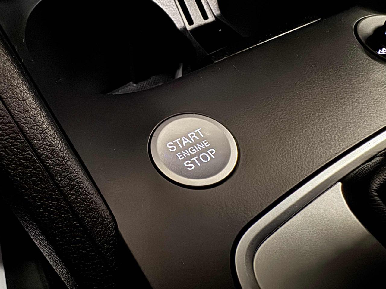 AUDI Q2 35 TDI S tronic Business Advanced - 21