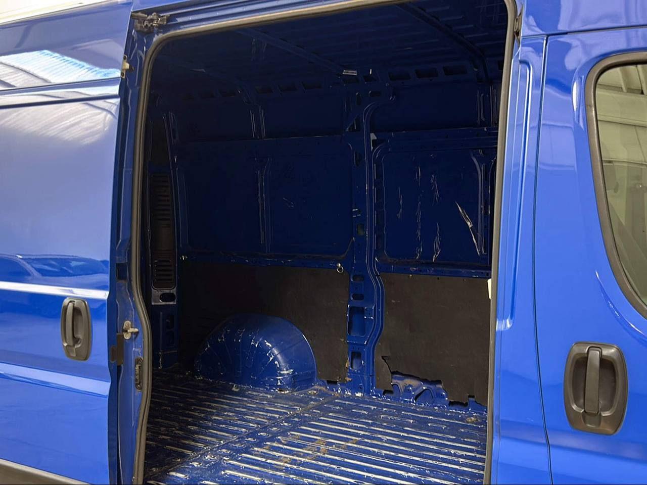 PEUGEOT Boxer 330 2.2 BlueHDi 140 S&S PM-TM Furgone L2H2 - 8