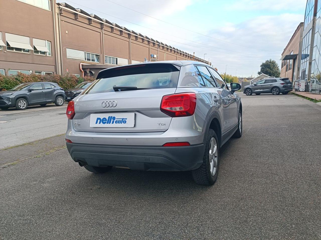 AUDI Q2 1.6 TDI Business - 24