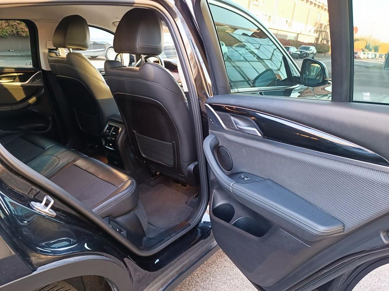 BMW X4 xDrive20d 48V xLine - 11