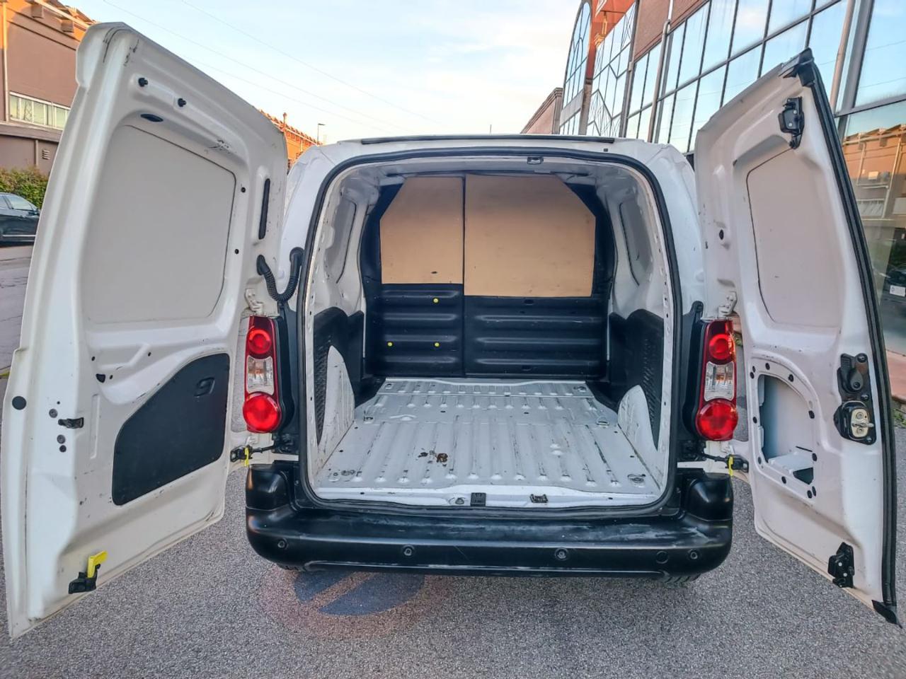 CITROEN Berlingo 1.6 HDi 75CV FAP Van 2 posti L1 - 17