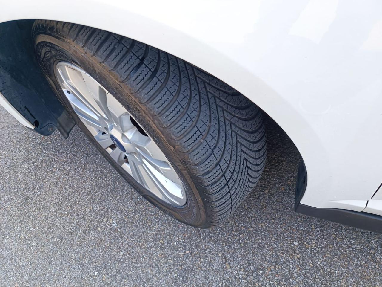 FORD C-Max 1.5 TDCi 95CV Start&Stop Titanium - 3