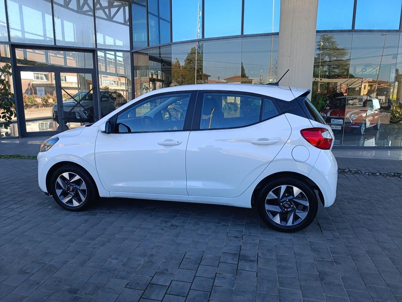 HYUNDAI i10 1.0 MPI Connectline - 20