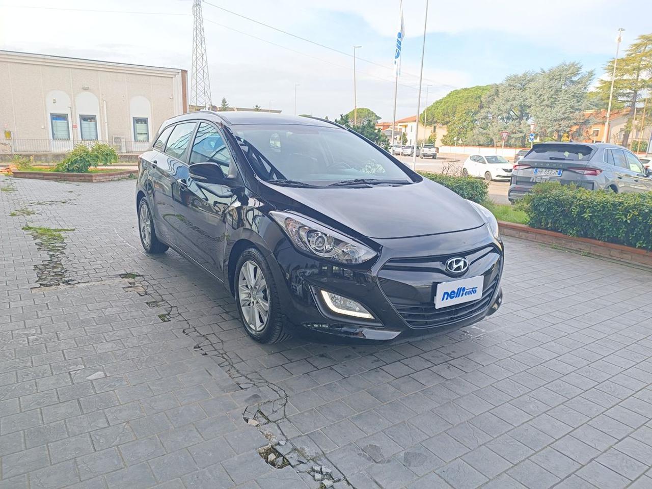 HYUNDAI i30 Wagon 1.6 CRDi Comfort - 4