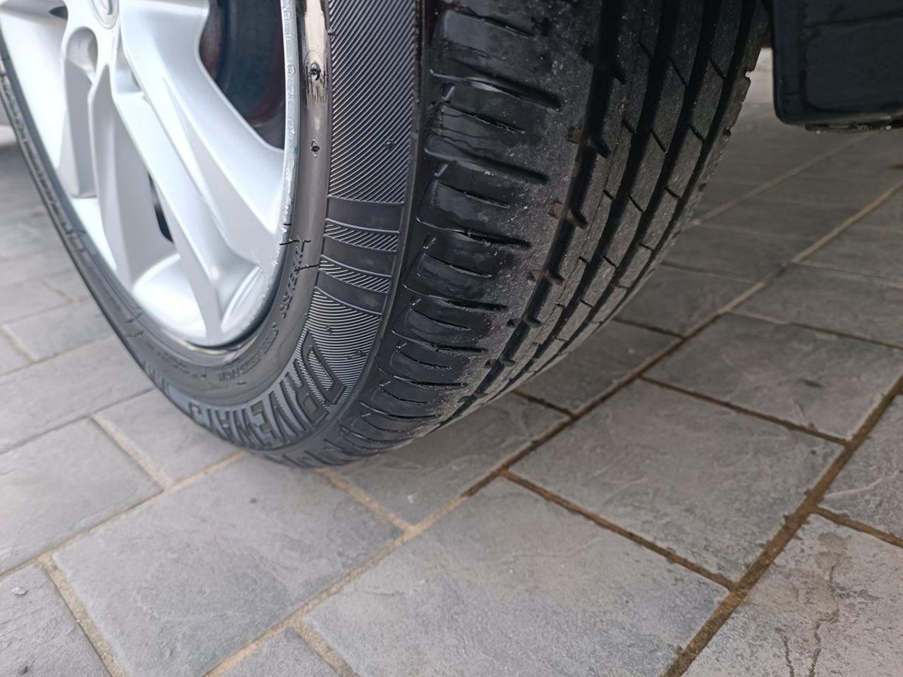 HYUNDAI i30 Wagon 1.6 CRDi Comfort - 29