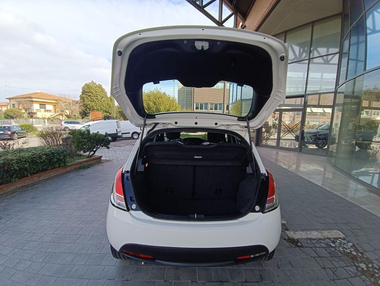 LANCIA Ypsilon 1.0 FireFly 5 porte S&S Hybrid Ecochic Silver - 8