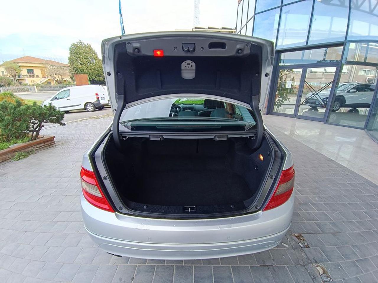 MERCEDES-BENZ C 200 CDI Avantg. - 11