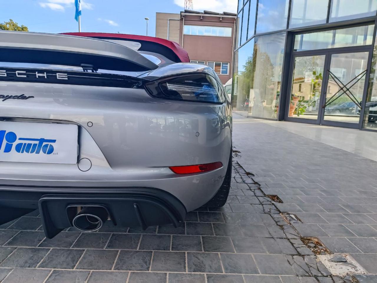 PORSCHE 718 Spyder 4.0 GTS - 8