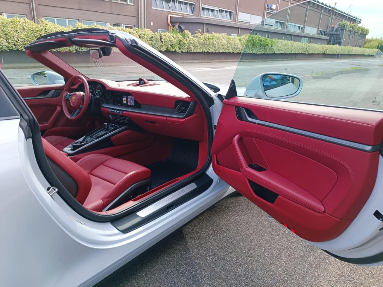 PORSCHE 911 Targa 4S - 2