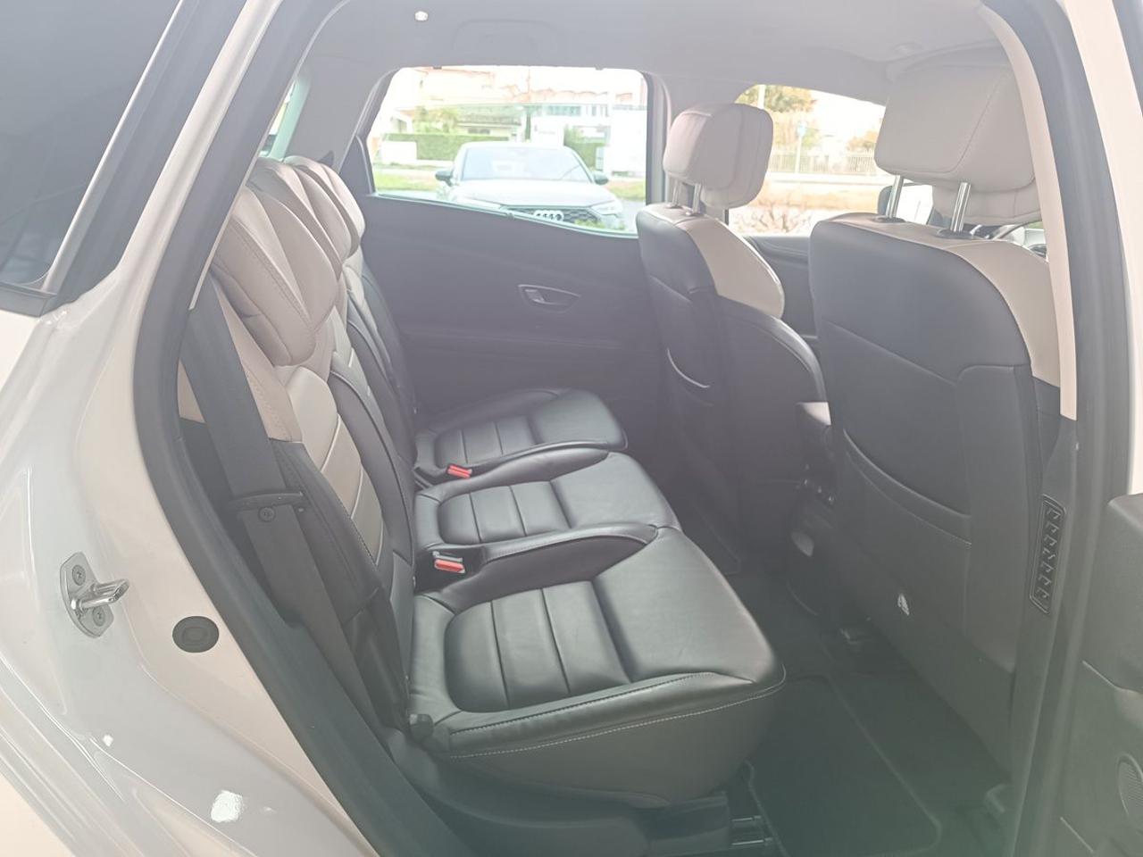 RENAULT Scenic Scénic Blue dCi 120 CV EDC CON ADATTAMENTO - 16