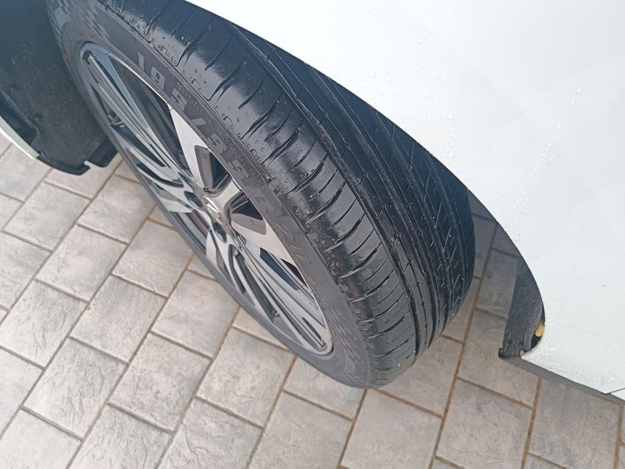 RENAULT Scenic Scénic Blue dCi 120 CV EDC CON ADATTAMENTO - 24