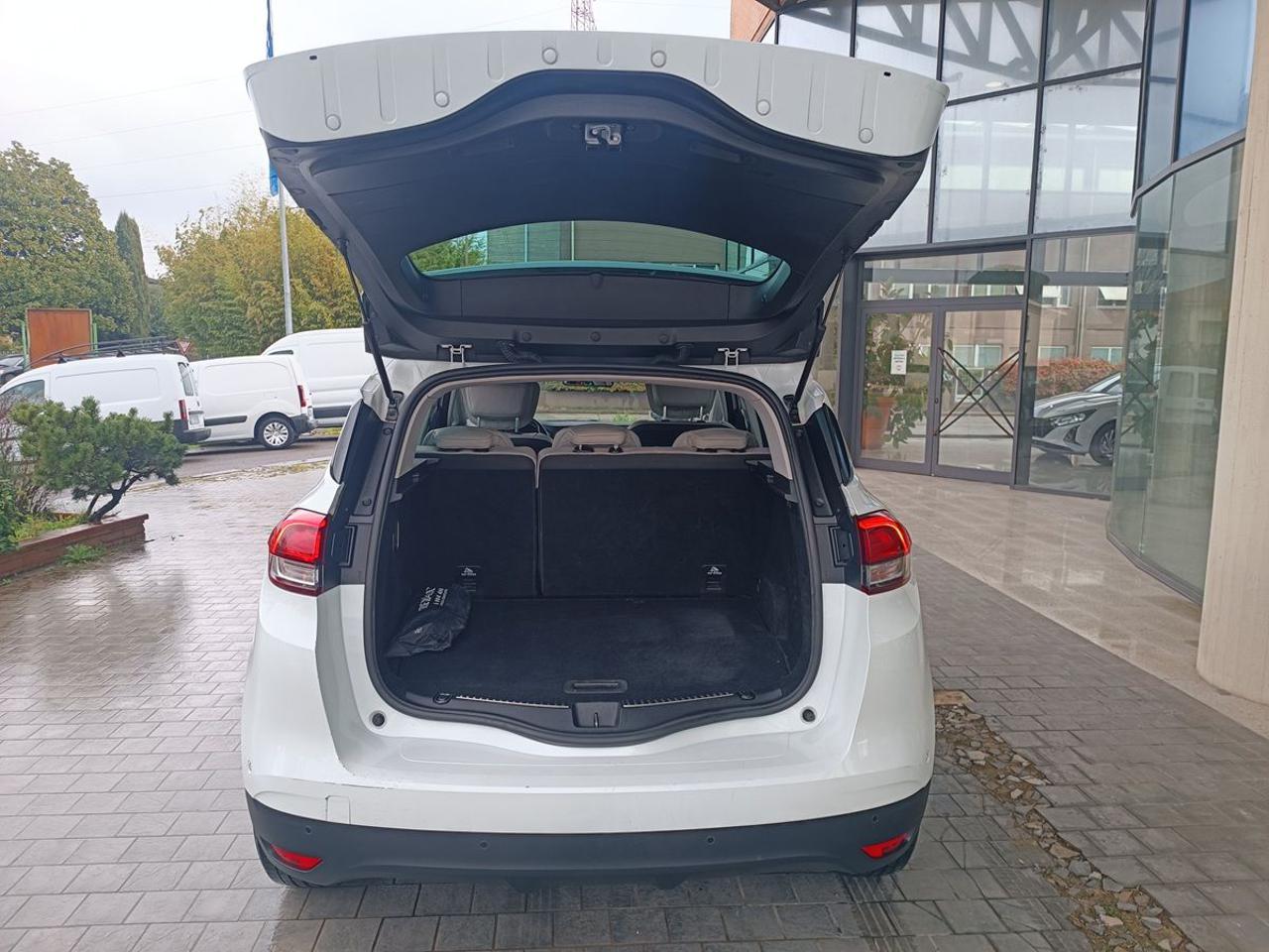 RENAULT Scenic Scénic Blue dCi 120 CV EDC CON ADATTAMENTO - 18