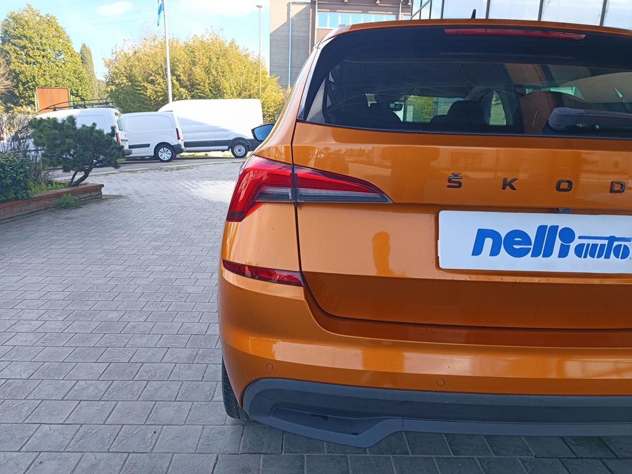 SKODA Kamiq 1.0 TSI 110 CV DSG Black Dots - 8