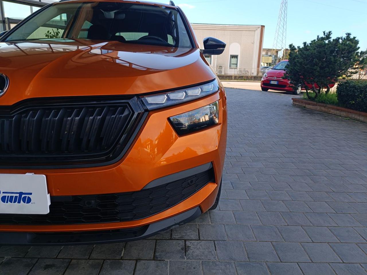 SKODA Kamiq 1.0 TSI 110 CV DSG Black Dots - 3