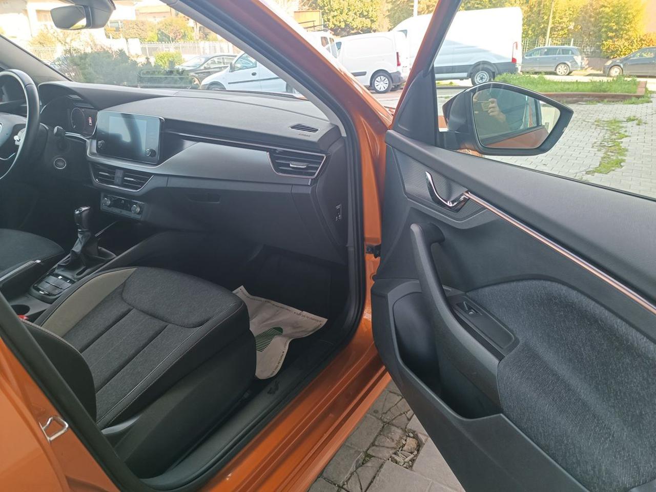 SKODA Kamiq 1.0 TSI 110 CV DSG Black Dots - 24