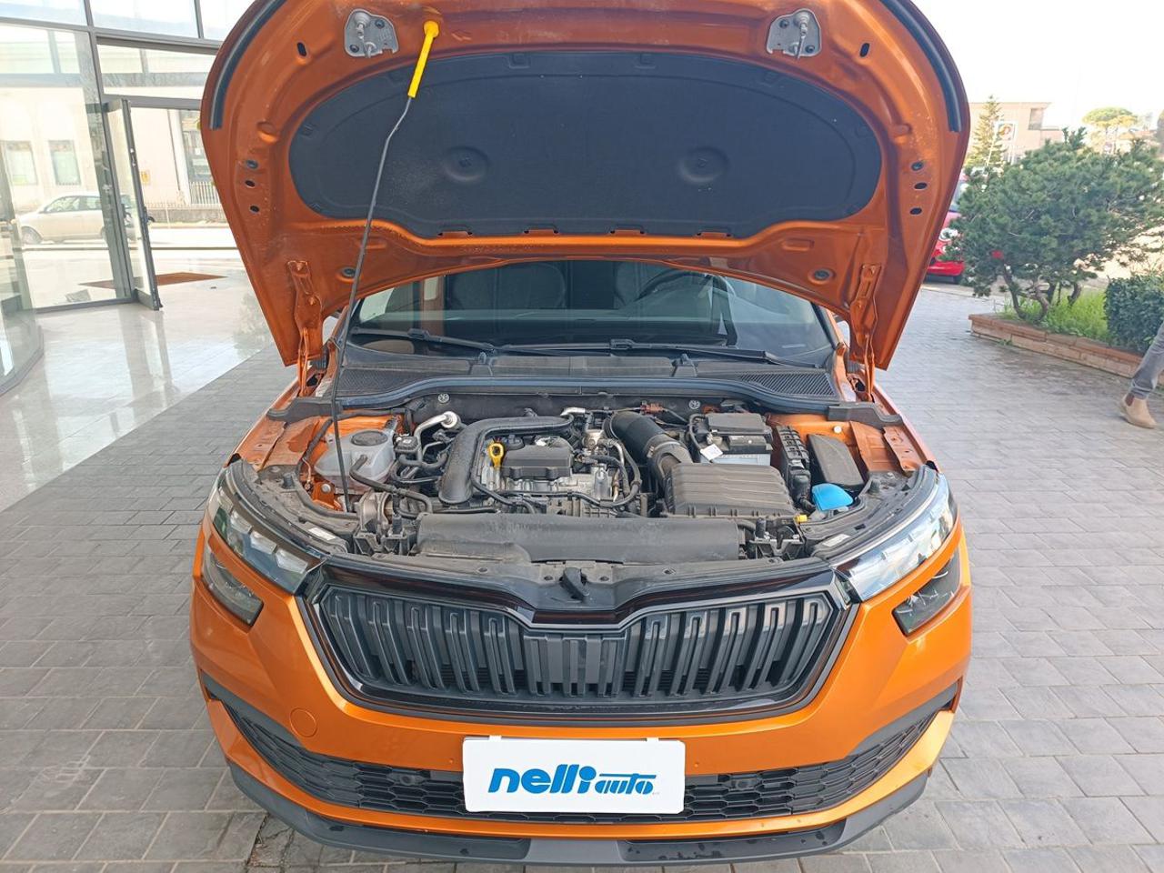 SKODA Kamiq 1.0 TSI 110 CV DSG Black Dots - 27