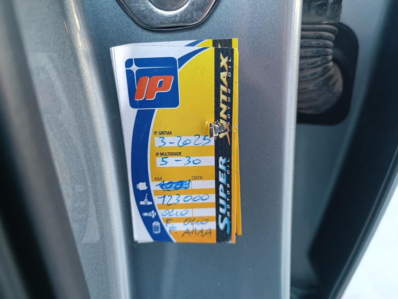 SKODA Karoq 1.6 TDI SCR DSG Ambition - 2