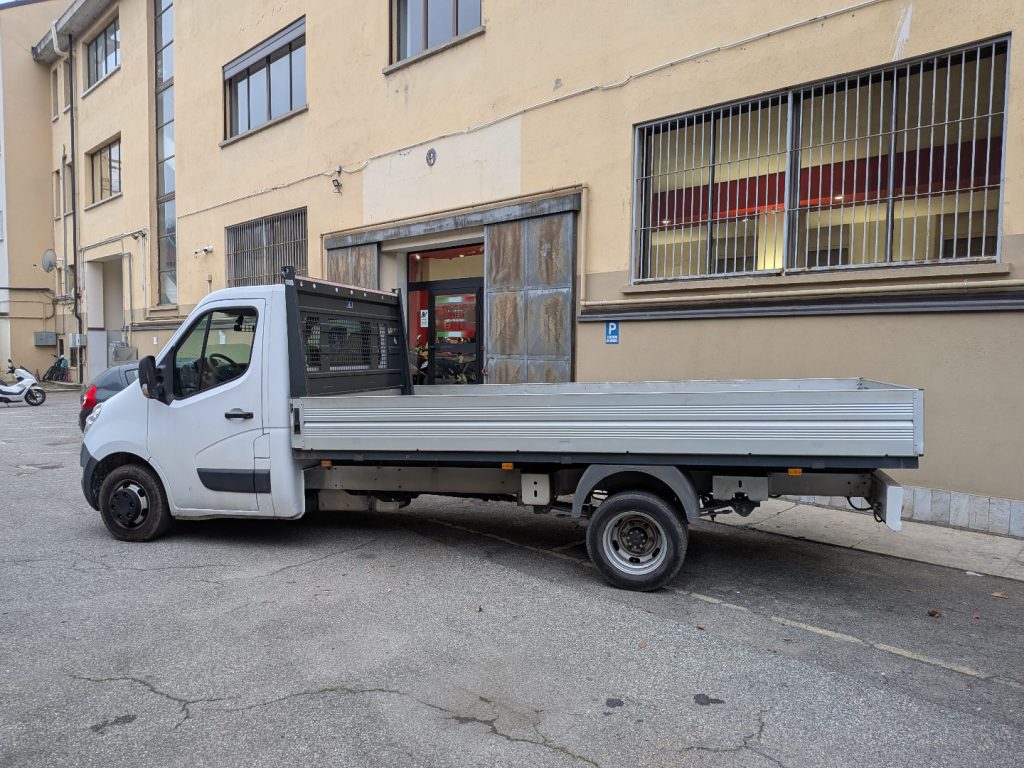 OPEL Movano master T35 2.3 dCi/130 PL cassone 440  gemellato - 2