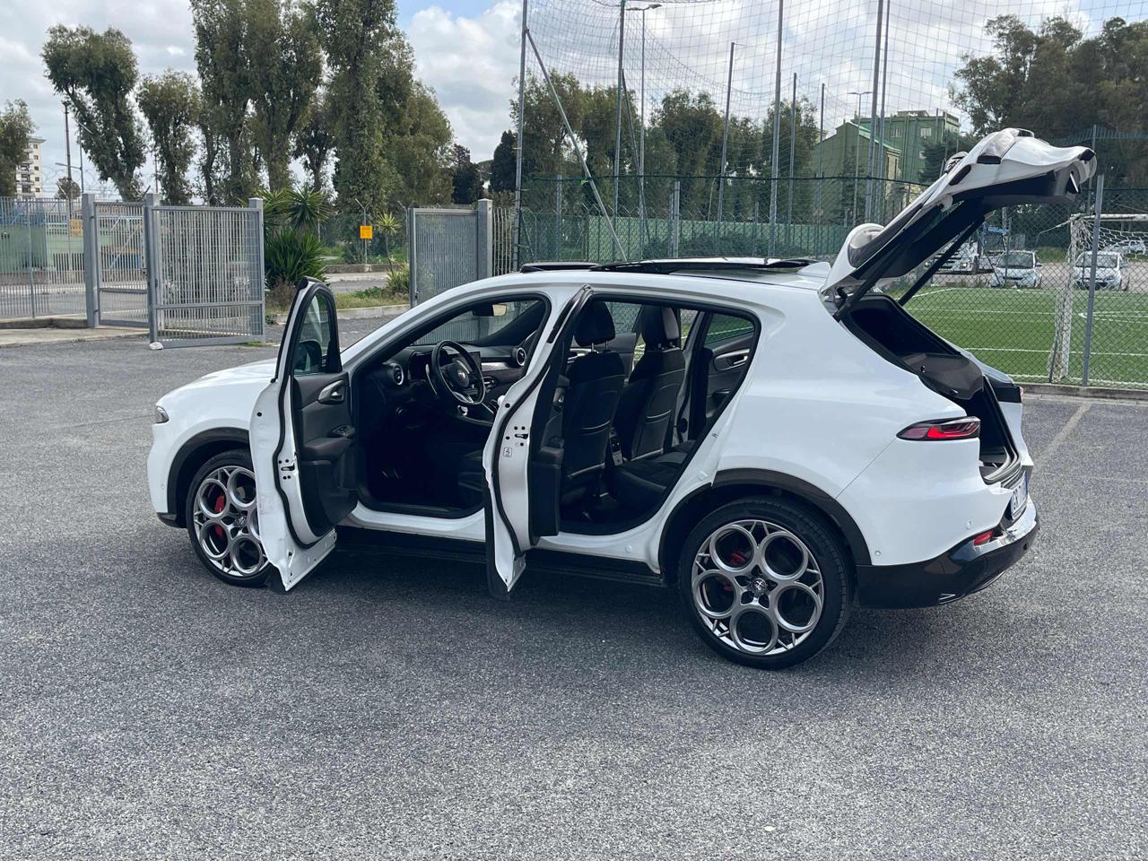 ALFA ROMEO Tonale 1.5 160 CV MHEV TCT7 Veloce Tetto Apribile - 2