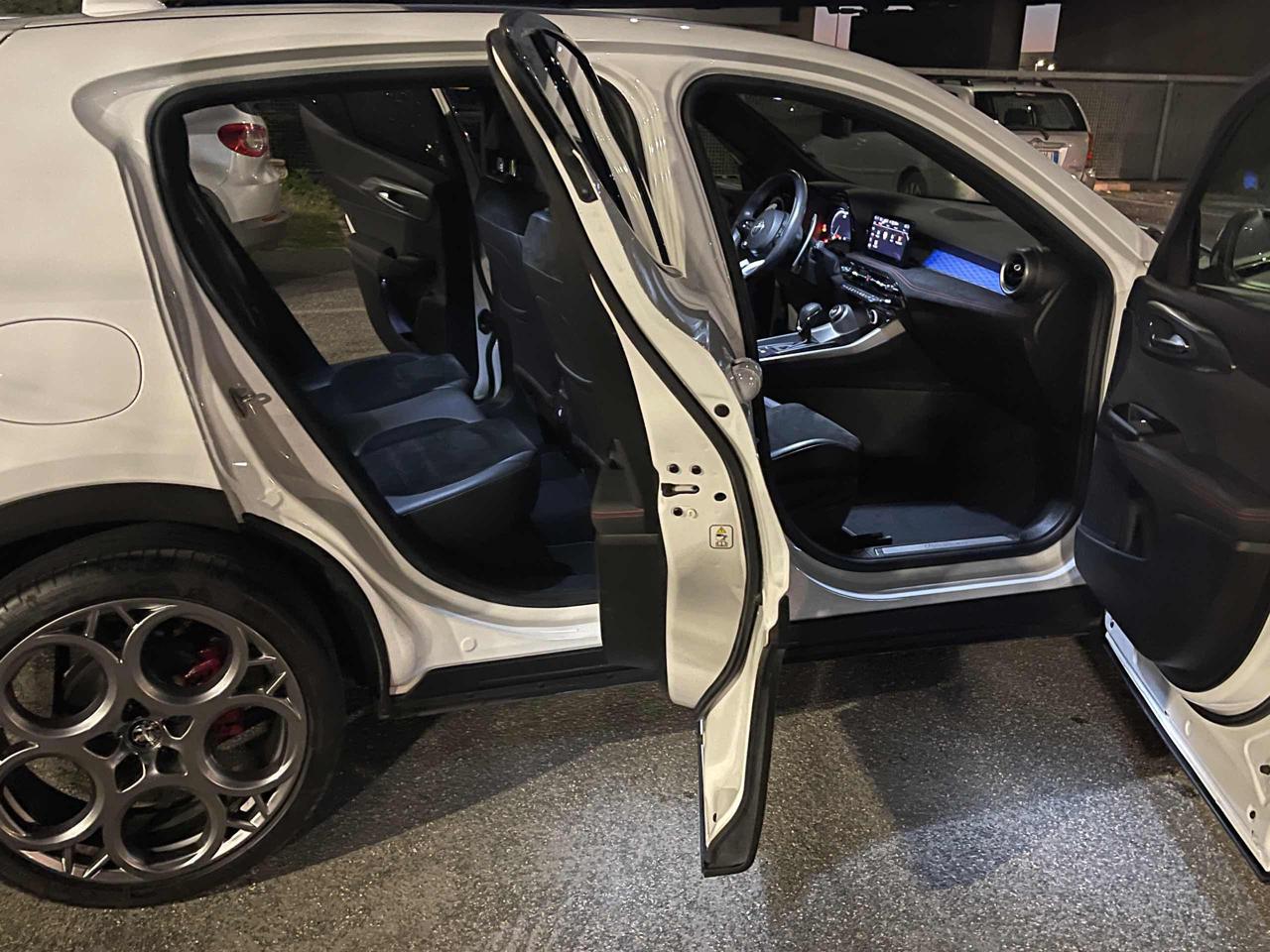 ALFA ROMEO Tonale 1.5 160 CV MHEV TCT7 Veloce Tetto Apribile - 28