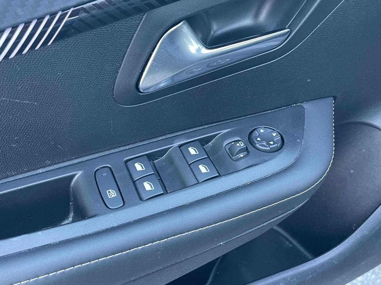 PEUGEOT 208 PureTech 100 Stop&Start 5 porte Allure 2025 E6D - 23