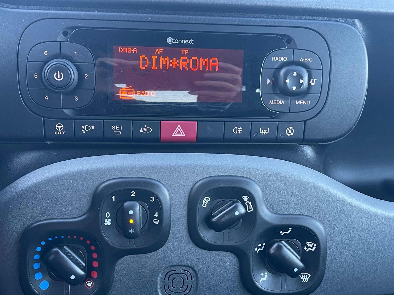 FIAT Panda 1.0 FireFly S&S Hybrid City Life - 20