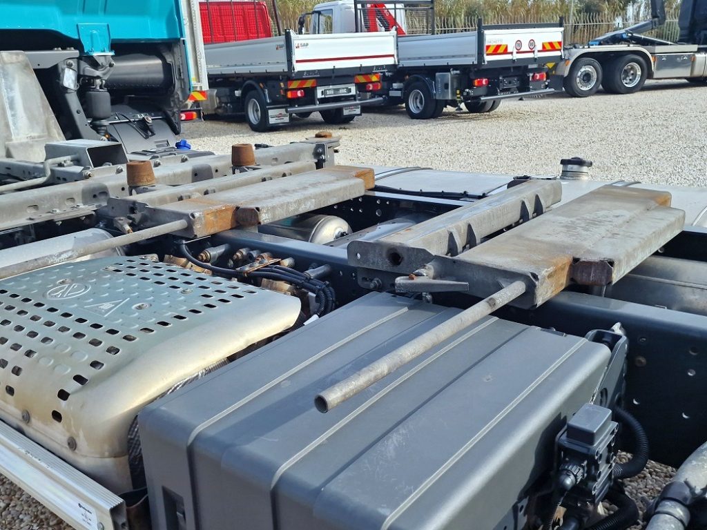 IVECO S-WAY 460 FP 6x2 E6 STERZANTE + INTARDER - 18