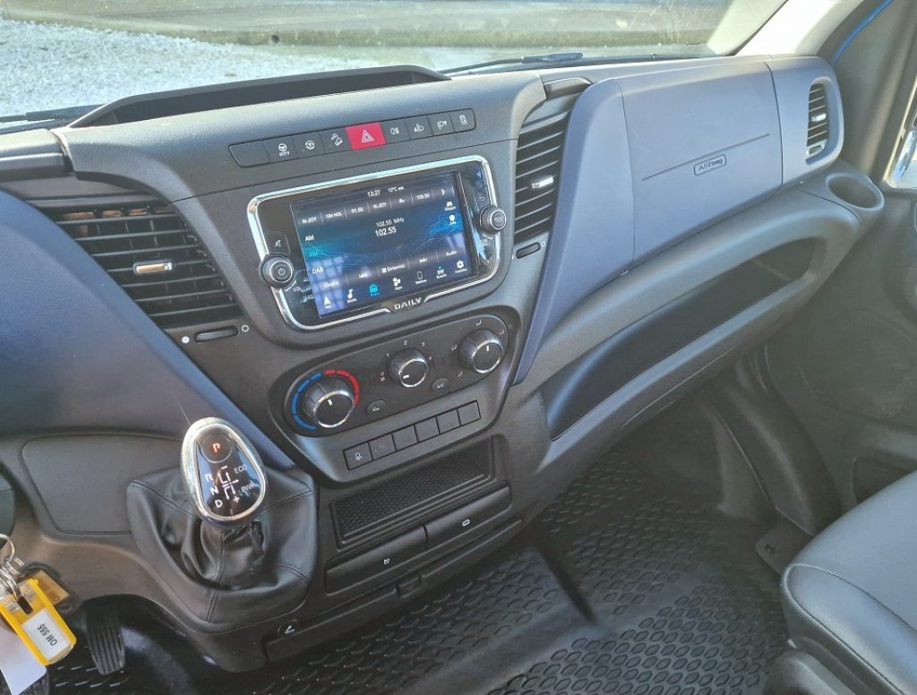 IVECO DAILY  35S18 MOTORE 3.0 DOP CAB CASSONE FISSO - 9