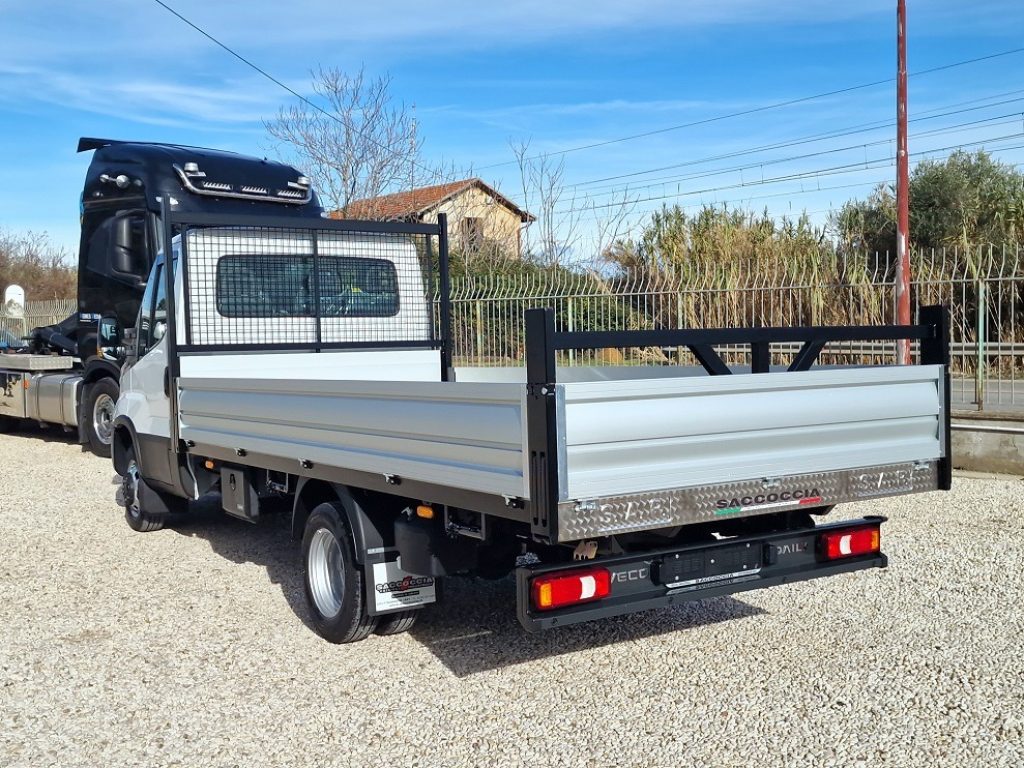 IVECO DAILY  35C18 E6 NUOVO + CASSONE FISSO da 4,40 - 15
