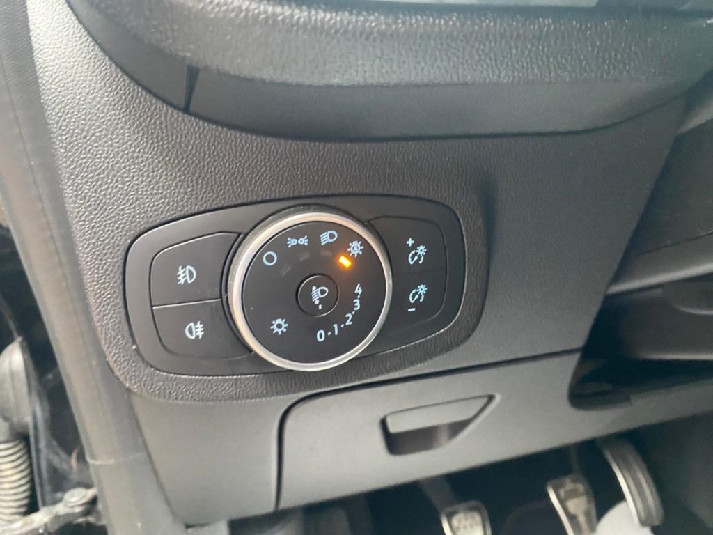 FORD Fiesta 1.5 TDCi 5P ST-Line *Navi*Sensori Post - 14