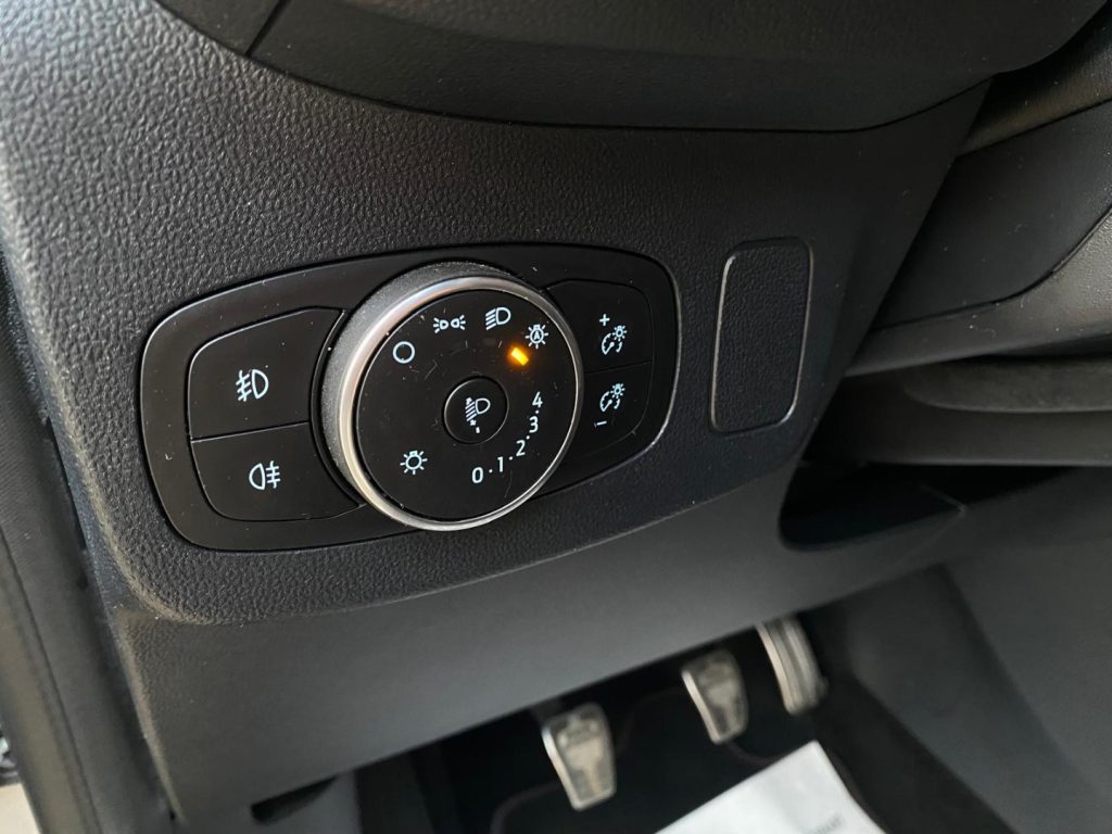 FORD Puma 1.0 EcoBoost Hybrid 125CV ST-Line *Ruotino - 17