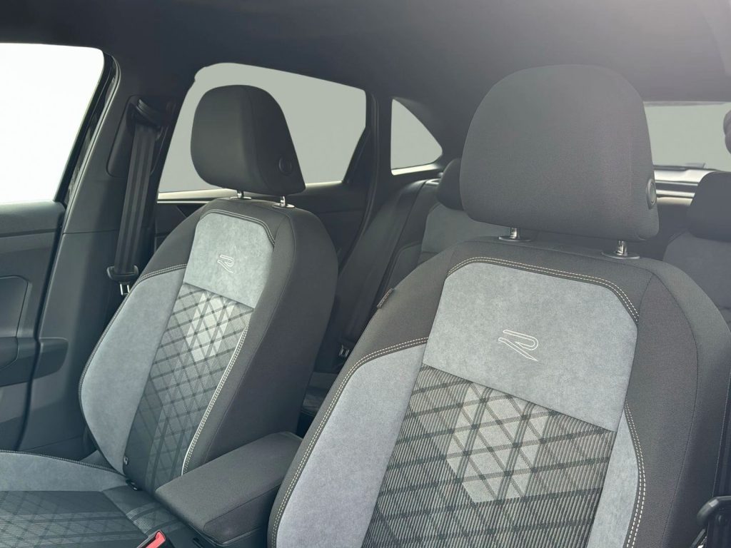 VOLKSWAGEN Taigo R-Line Plus 1.0 TSI 85 kW (115 CV) Manuale - 10