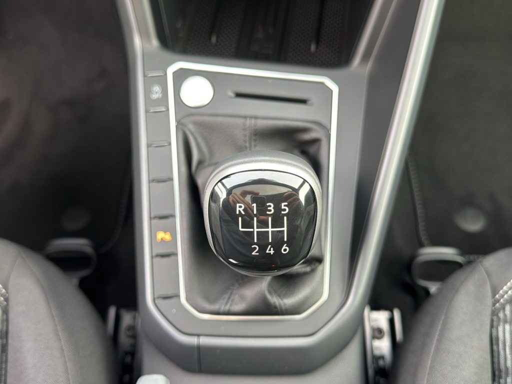 VOLKSWAGEN Taigo R-Line Plus 1.0 TSI 85 kW (115 CV) Manuale - 19