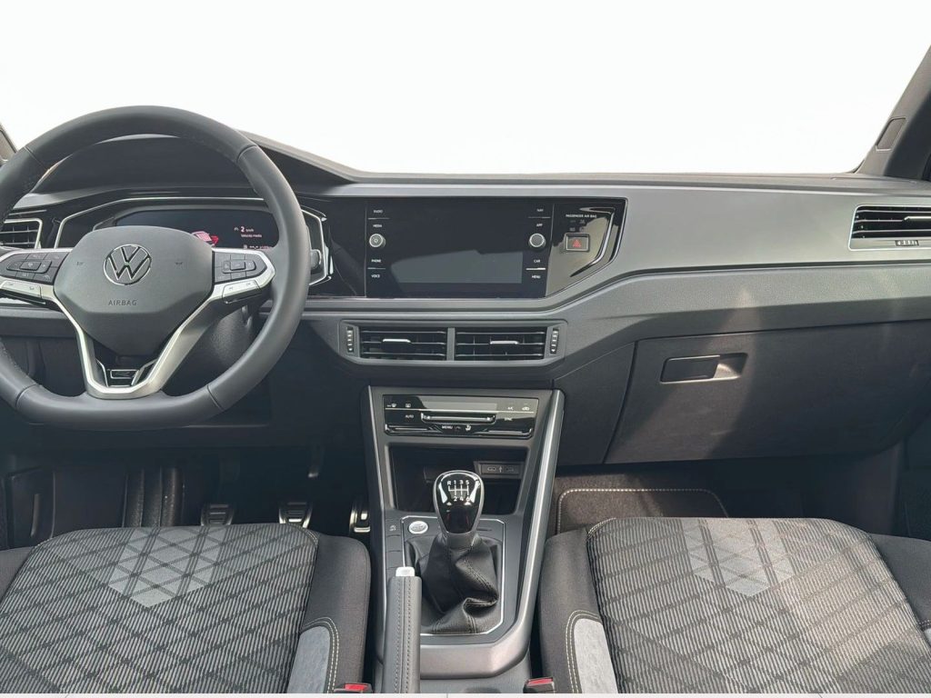 VOLKSWAGEN Taigo R-Line Plus 1.0 TSI 85 kW (115 CV) Manuale - 25