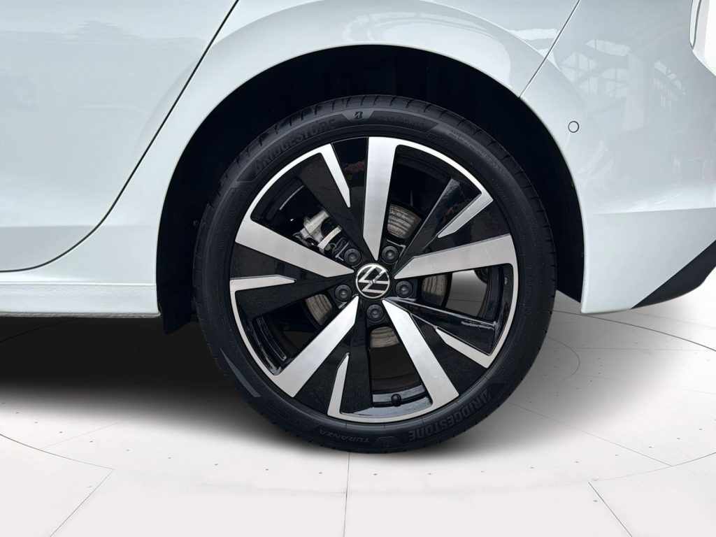 VOLKSWAGEN Golf Nuova Golf Edition Plus 1.5 eTSI ACT 85 kW (115 CV - 7