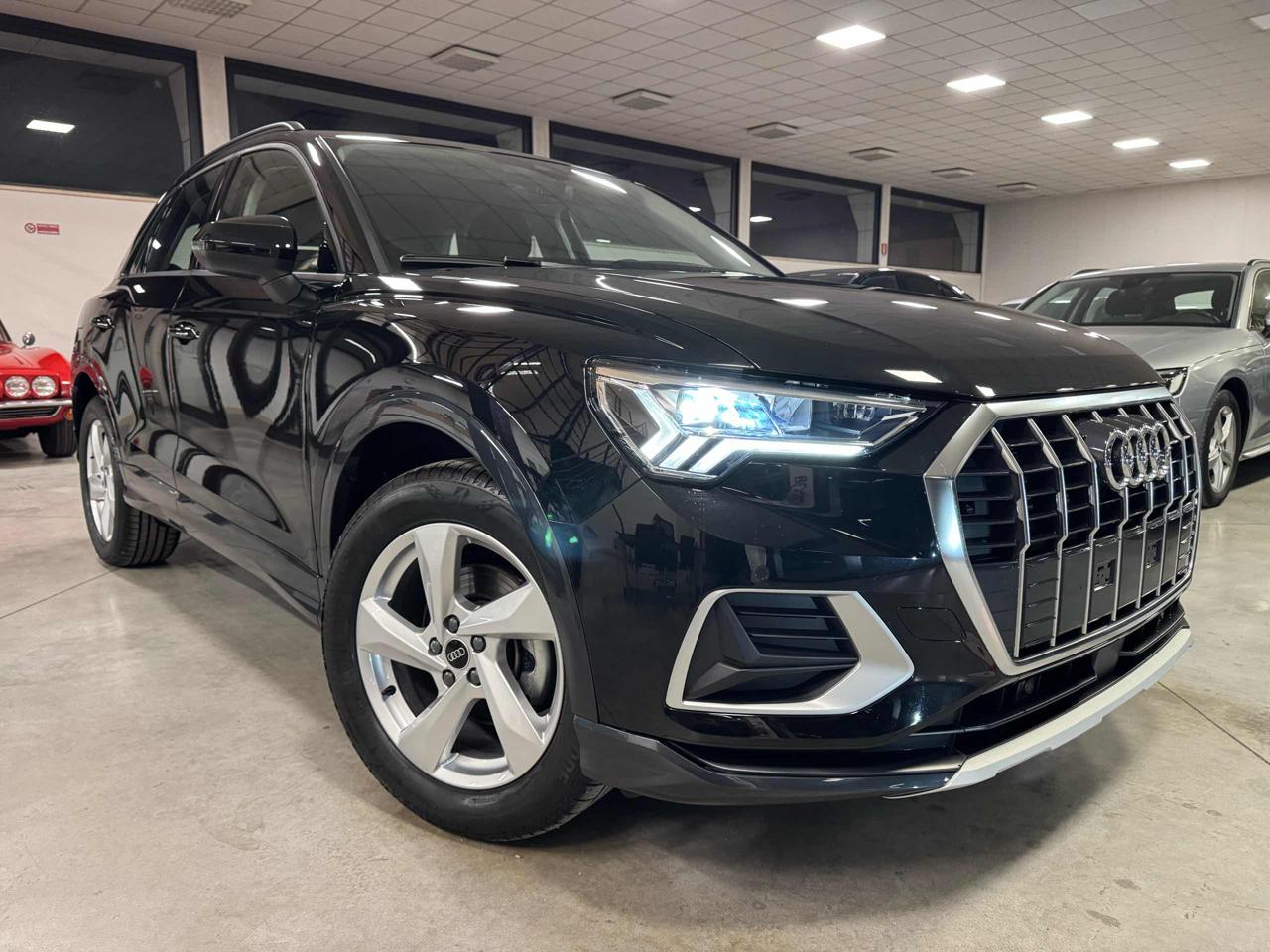 AUDI Q3 35 TDI S tronic Business Advanced - 3