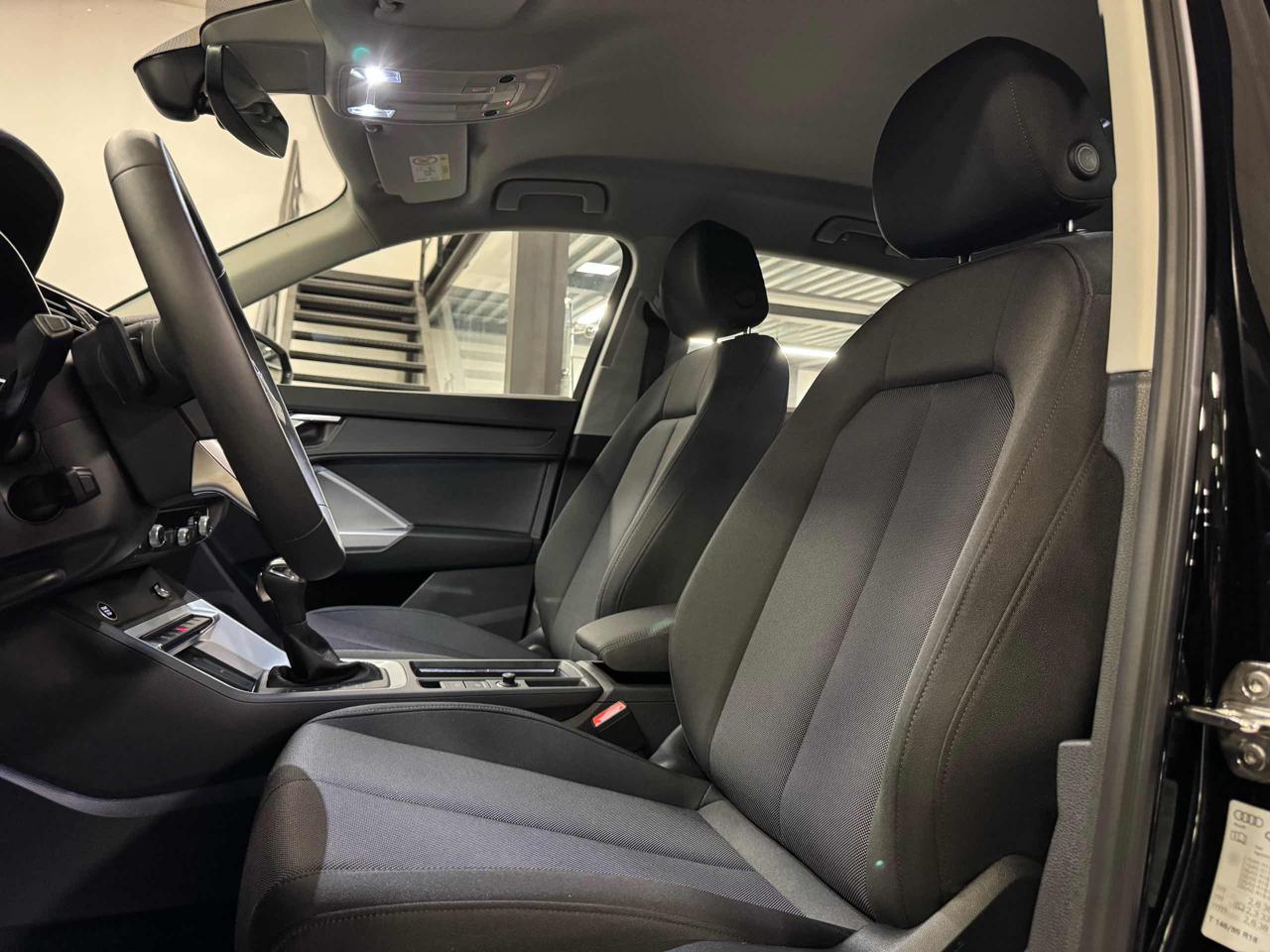 AUDI Q3 35 TDI S tronic Business Advanced - 15