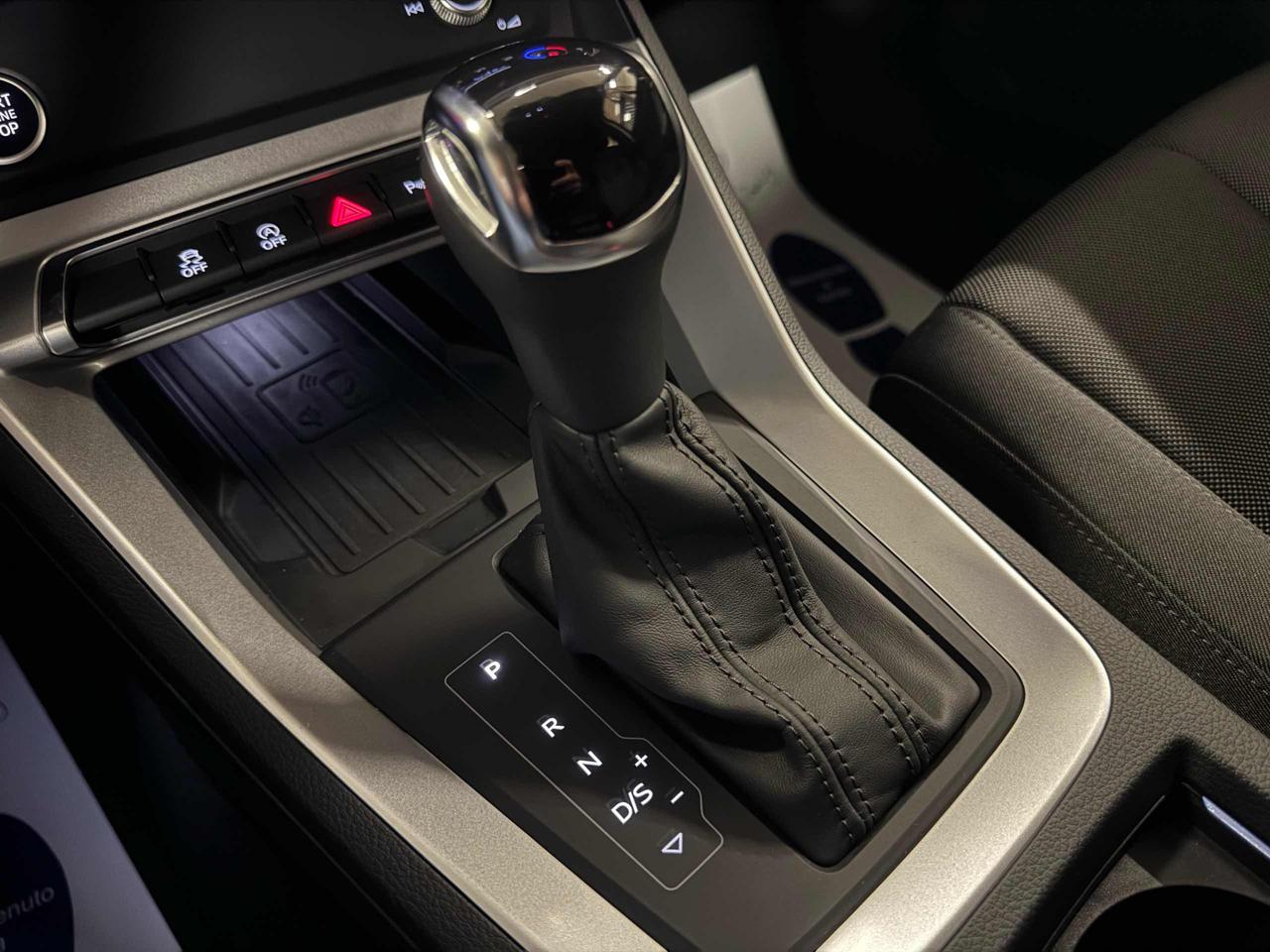 AUDI Q3 35 TDI S tronic Business Advanced - 7