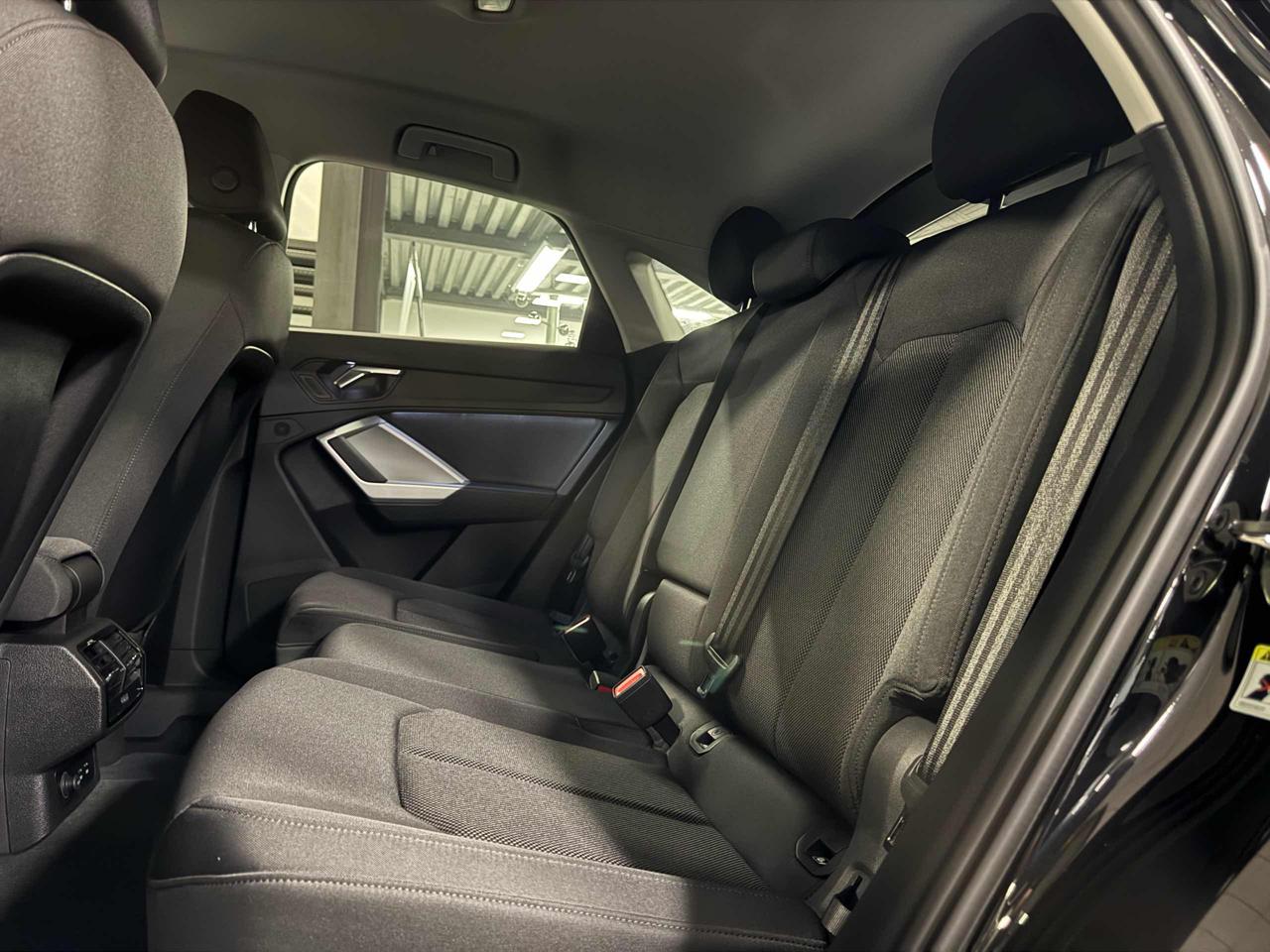 AUDI Q3 SPB 35 TFSI S tronic S line edition - 12