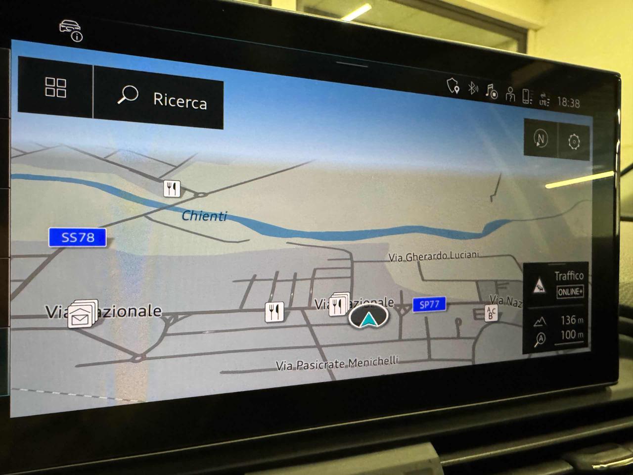 AUDI Q5 35 TDI S tronic Business Advanced - 14