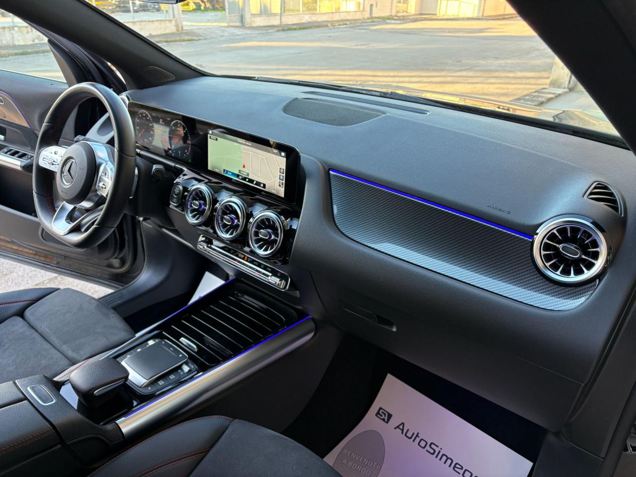 MERCEDES-BENZ GLA 200 d Automatic Premium Amg Pack Night - 13