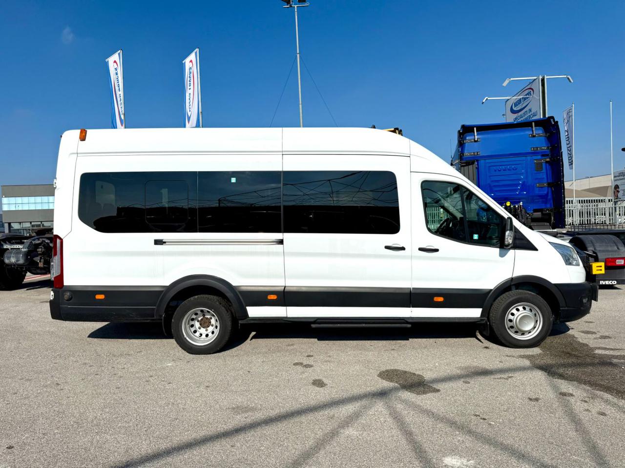 FORD TRANSIT MINIBUS 17 POSTI - 3