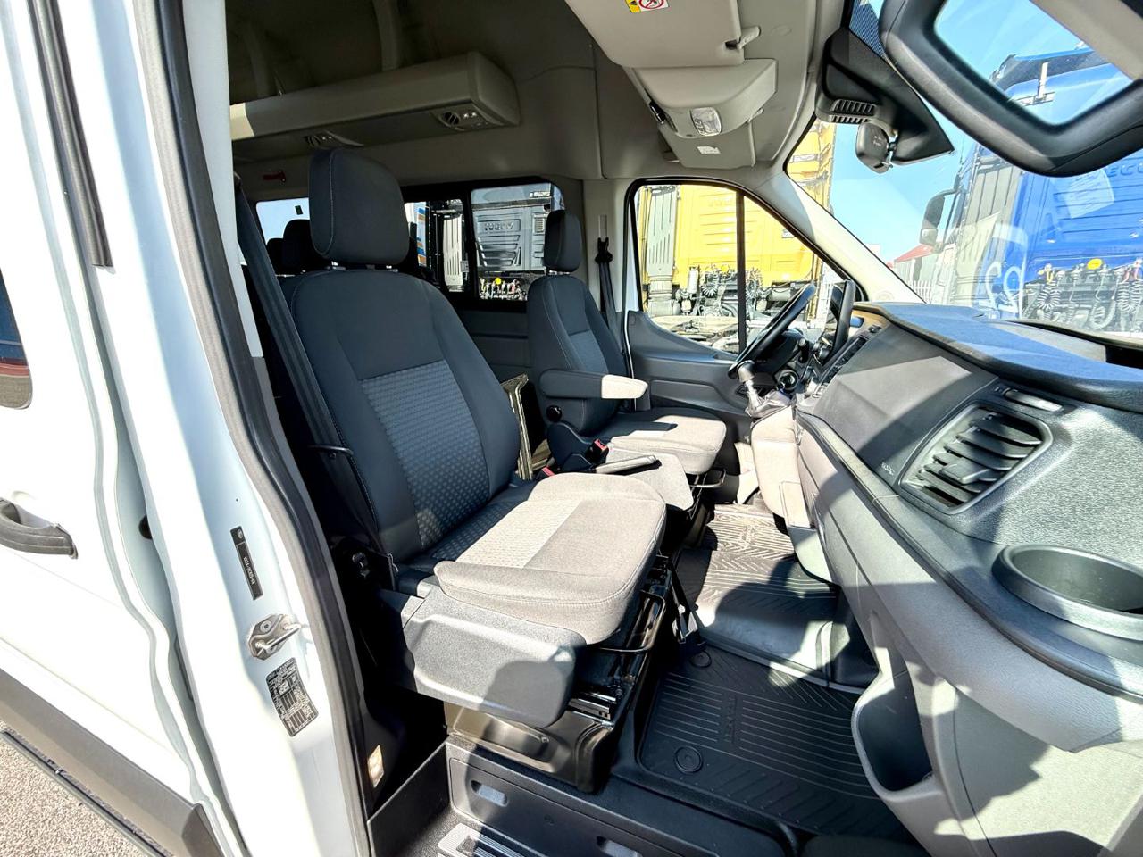 FORD TRANSIT MINIBUS 17 POSTI - 9