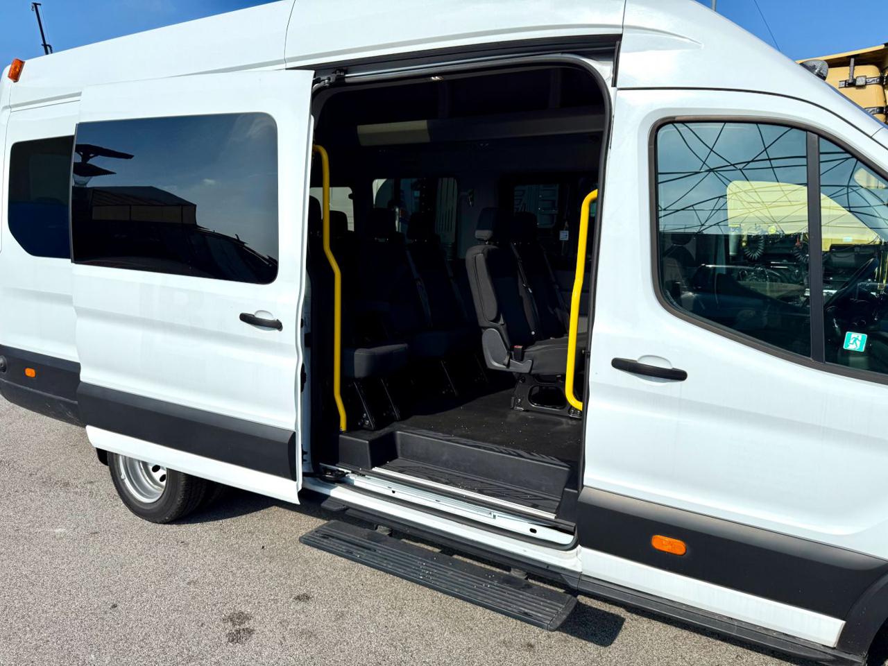 FORD TRANSIT MINIBUS 17 POSTI - 7