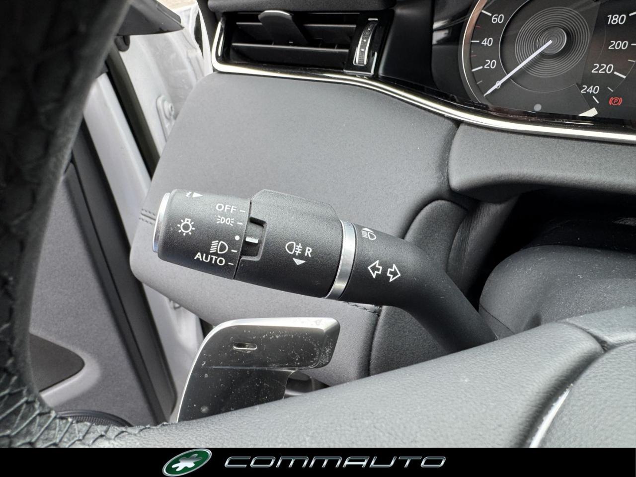 LAND ROVER Range Rover Evoque 2.0D I4 163 CV AWD Auto R-Dynamic SE - 18